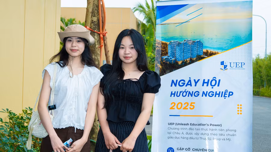 UEP - Chương trình phát triển Nhân sự nguồn của Tập đoàn APEC.