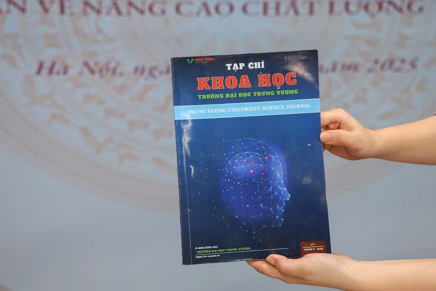 Tạp chí Khoa học Trường Đại học Trưng Vương số đầu tiên.