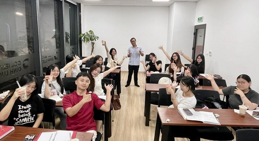Các lớp học ở DOL English vừa ngập tràn niềm vui, vừa hiệu quả nhờ có phương pháp Linearthinking. hinh-2.jpg