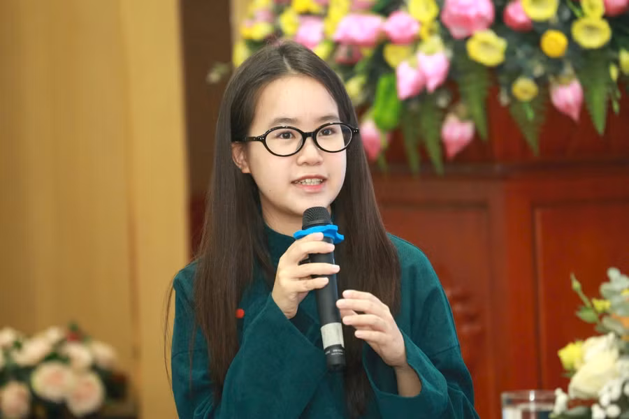 Lương Nhật Linh, sinh viên, Bí thư Liên Chi đoàn Viện Báo chí - Truyền thông (Học viện Báo chí và Tuyên truyền) chia sẻ. Ảnh: Phạm Hùng