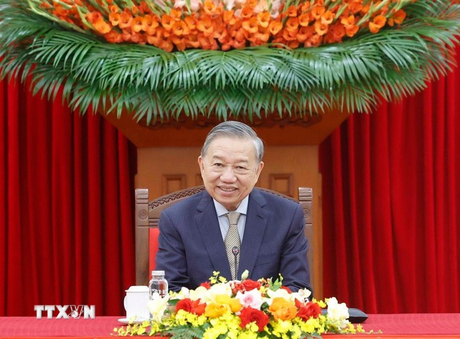 Tổng Bí thư Tô Lâm điện đàm Tổng thống Hàn Quốc Lee Jae Myung. (Ảnh: Thống Nhất/TTXVN)