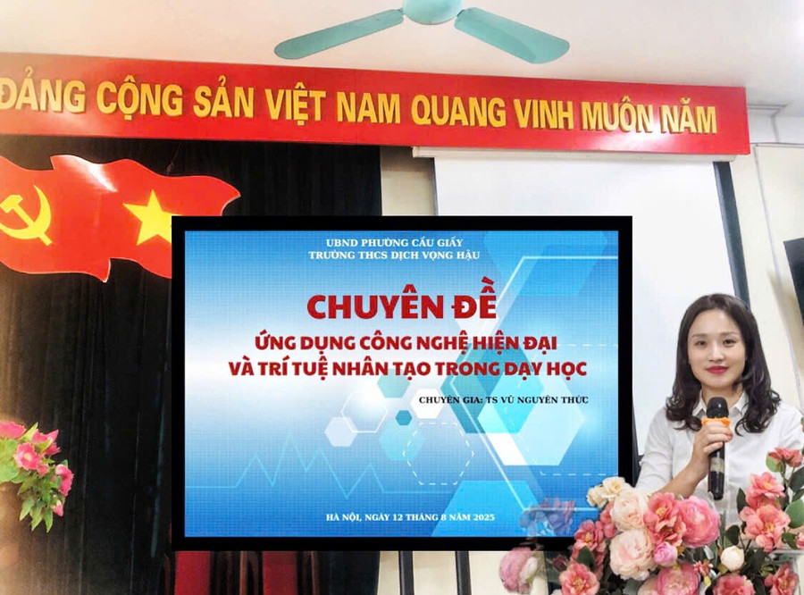 Cô giáo Đinh Thị Hồng Hạnh - Phó Hiệu trưởng – luôn quan tâm đẩy mạnh ứng dụng công nghệ hiện đại và trí tuệ nhân tạo trong dạy học tại trường THCS Dịch Vọng Hậu. img-4472.jpg