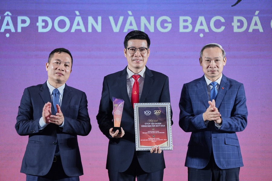 Tập đoàn DOJI nằm trong Top doanh nghiệp tư nhân nộp ngân sách lớn nhất. 3.jpg