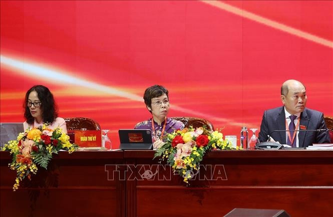 Tổ Thư ký Đại hội Đảng bộ Chính phủ tổ chức Đại hội đại biểu lần thứ nhất, nhiệm kỳ 2025 - 2030. Ảnh: Dương Giang/TTXVN Tổ Thư ký Đại hội Đảng bộ Chính phủ tổ chức Đại hội đại biểu lần thứ nhất, nhiệm kỳ 2025 - 2030. Ảnh: Dương Giang/TTXVN