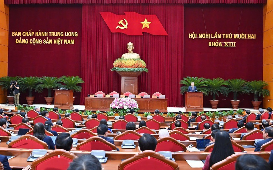 Thông báo Hội nghị lần thứ 12 ban Chấp hành Trung ương Đảng khóa XIII
