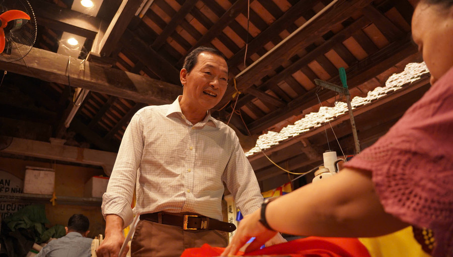 Tại mô hình “vừa học, vừa làm” do ông Khôi xây dựng. Ảnh: Nguyệt Minh