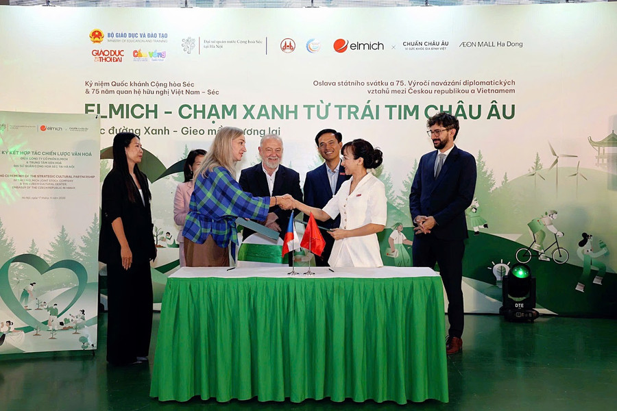 Lễ ký kết hợp tác văn hóa giữa các bên, mở rộng kết nối Việt - Séc. 57.jpg
