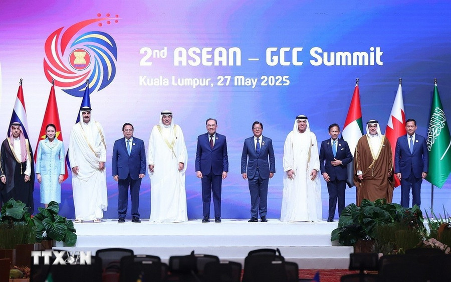 Thủ tướng Phạm Minh Chính cùng lãnh đạo các nước ASEAN và GCC tại Hội nghị Cấp cao ASEAN-GCC lần thứ hai. (Ảnh: Dương Giang/TTXVN) img-2963.jpg