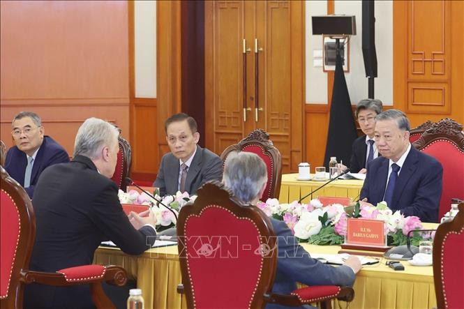 Tổng Bí thư Tô Lâm hội kiến Tổng thống Cộng hòa Litva Gitanas Nauseda. (Ảnh: Thống Nhất/TTXVN) Tổng Bí thư Tô Lâm hội kiến Tổng thống Cộng hòa Litva Gitanas Nauseda. (Ảnh: Thống Nhất/TTXVN)