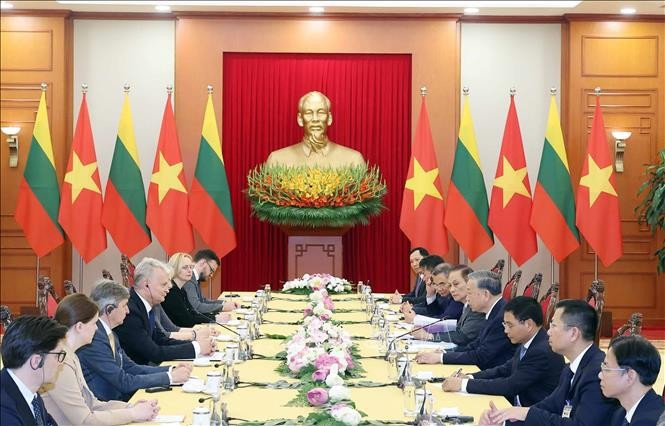 Tổng Bí thư Tô Lâm hội kiến Tổng thống Cộng hòa Litva Gitanas Nauseda. (Ảnh: Thống Nhất/TTXVN) Tổng Bí thư Tô Lâm hội kiến Tổng thống Cộng hòa Litva Gitanas Nauseda. (Ảnh: Thống Nhất/TTXVN)