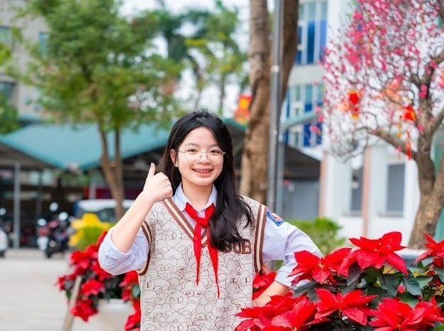 Nguyễn Vân Anh, học sinh lớp 9A1, Trường THCS Gia Thụy.