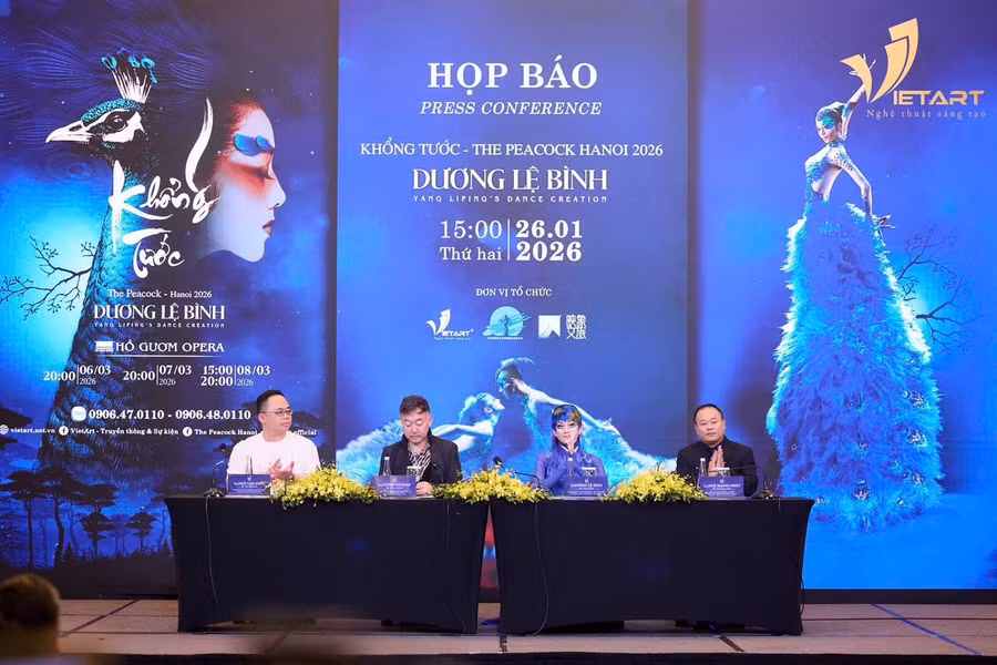 'Chim công làng múa' Dương Lệ Bình lần đầu tiên mang 'Khổng Tước' đến Hà Nội