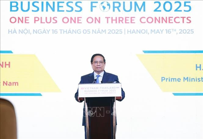 Thủ tướng Phạm Minh Chính phát biểu tại Diễn đàn doanh nghiệp Việt Nam - Thái Lan năm 2025. (Ảnh: Dương Giang/TTXVN) Thủ tướng Phạm Minh Chính phát biểu tại Diễn đàn doanh nghiệp Việt Nam - Thái Lan năm 2025. (Ảnh: Dương Giang/TTXVN)