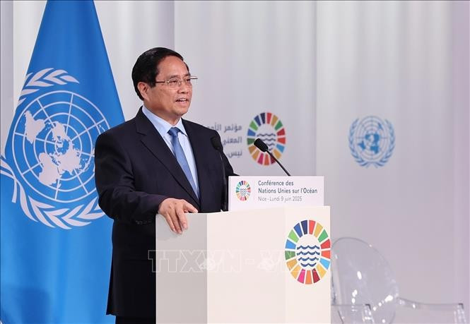 Thủ tướng Phạm Minh Chính phát biểu tại Phiên toàn thể Hội nghị Đại dương Liên Hợp Quốc lần thứ 3. (Ảnh: Dương Giang/TTXVN) Thủ tướng Phạm Minh Chính phát biểu tại Phiên toàn thể Hội nghị Đại dương Liên Hợp Quốc lần thứ 3. (Ảnh: Dương Giang/TTXVN)
