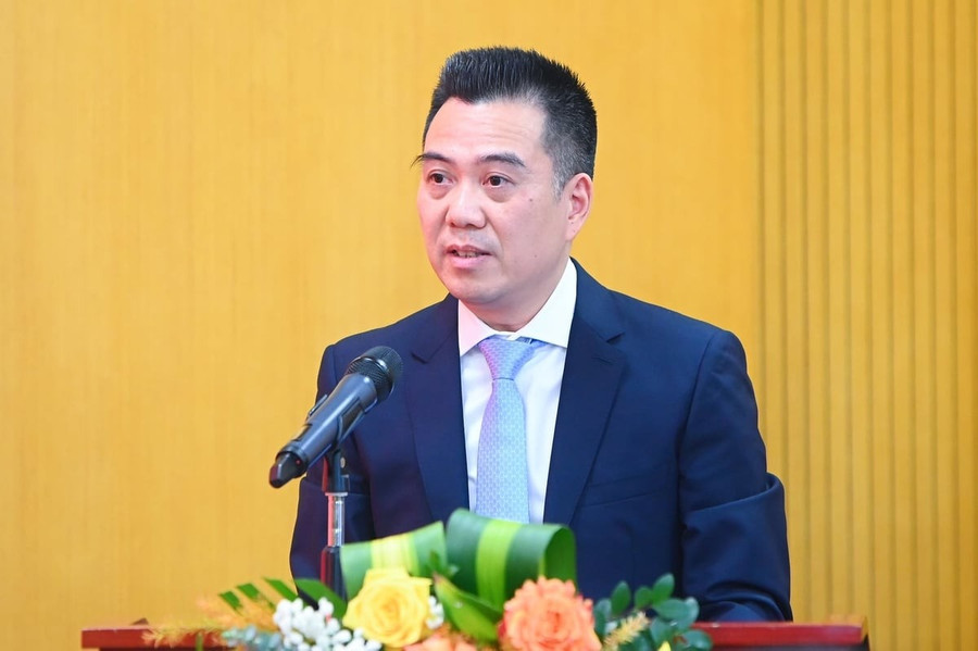 Thứ trưởng Đặng Ngọc Điệp bày tỏ niềm vinh dự và xúc động khi được Thủ tướng Chính phủ bổ nhiệm giữ chức Thứ trưởng Bộ Nông nghiệp và Môi trường. Ảnh: Tùng Đinh.