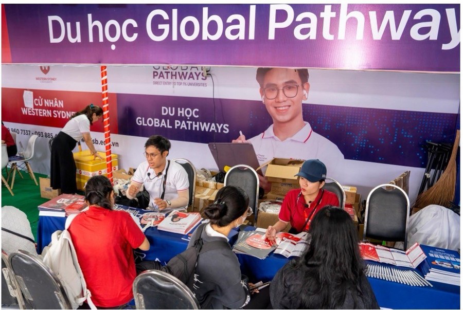 Global Pathways tư vấn kỹ càng giúp con đường du học của sinh viên thuận lợi hơn.