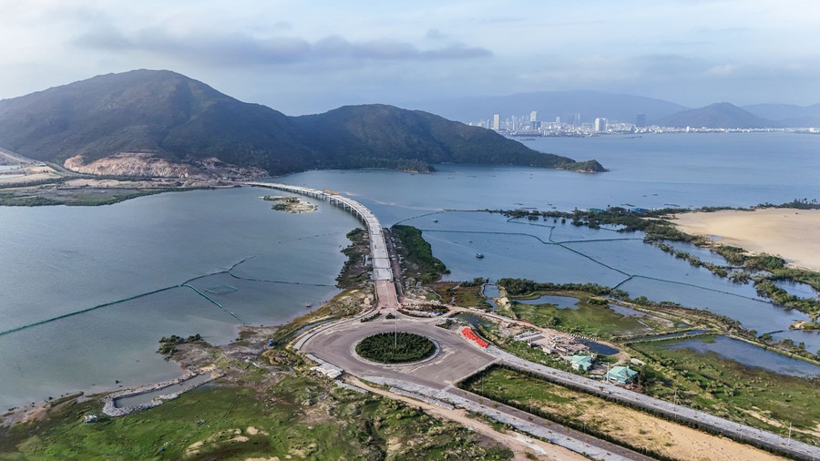 Cầu Hải Giang chính thức hợp long.