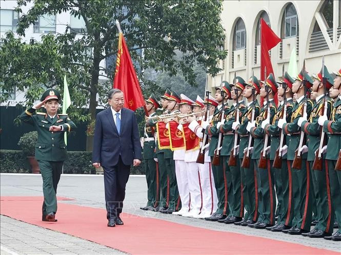 Lễ đón Tổng Bí thư Tô Lâm đến thăm và làm việc với Học viện Kỹ thuật quân sự. Ảnh: Thống Nhất/TTXVN
