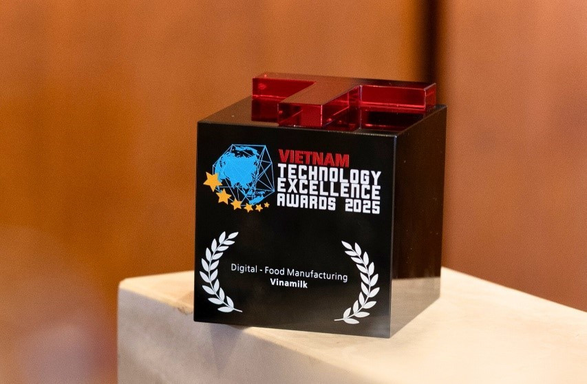 Vinamilk là doanh nghiệp sữa duy nhất của Đông Nam Á được vinh danh tại hạng mục Chuyển đổi số - Sản xuất thực phẩm tại ATEA 2025. (Ảnh: BTC)
