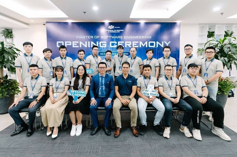 Học viên MSE AI trong Lễ Khai giảng tại Đà Nẵng. 10ea7600-5188-4c67-9119-cc8f1e21b492.jpg