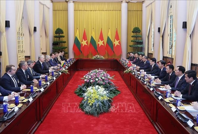 Chủ tịch nước Lương Cường hội đàm với Tổng thống Litva Gitanas Nauseda. Chủ tịch nước Lương Cường hội đàm với Tổng thống Litva Gitanas Nauseda.