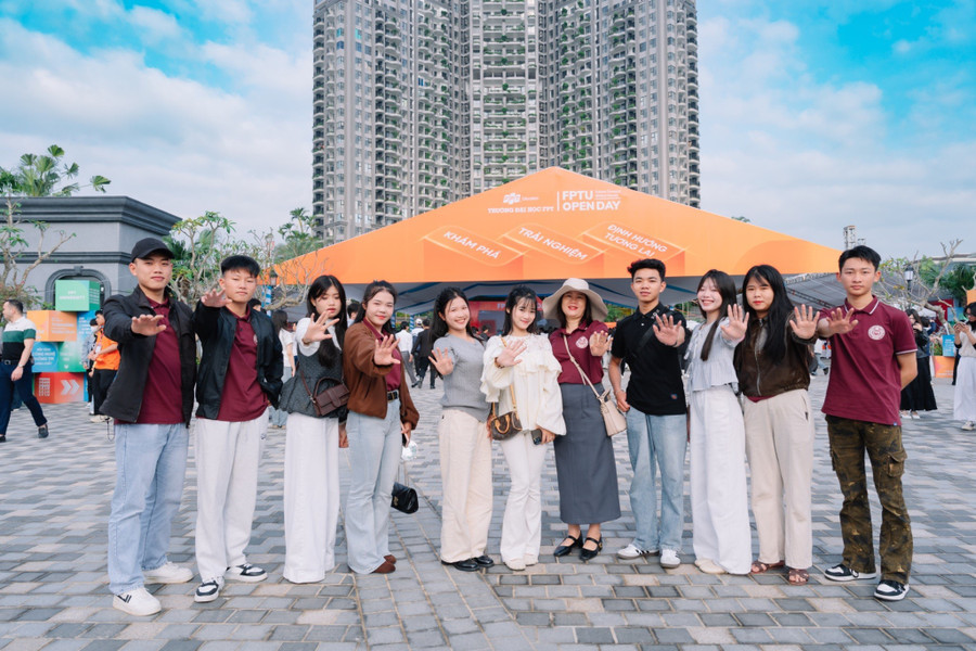 FPTU Open Day thu hút gần 1.200 phụ huynh, học sinh trên địa bàn tỉnh Nghệ An.