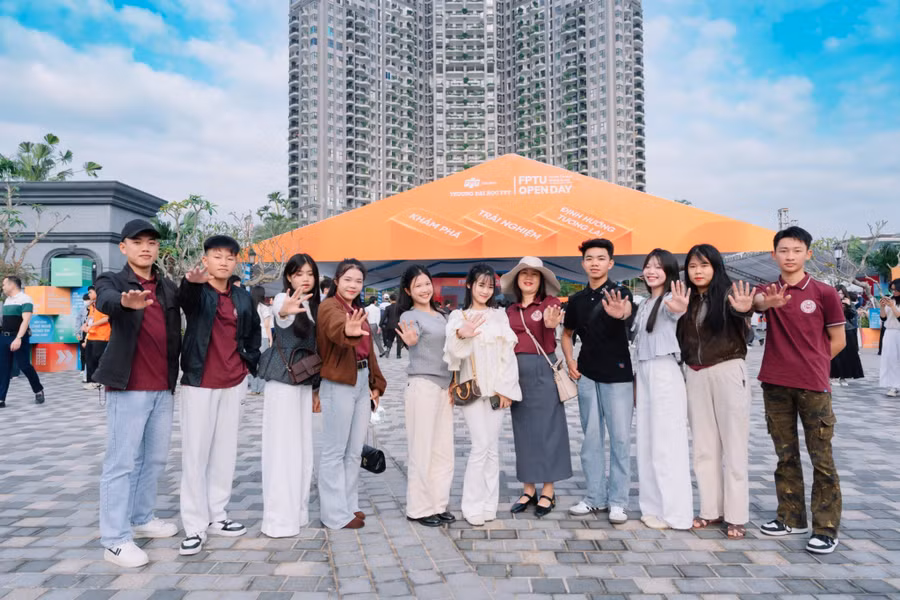 FPTU Open Day thu hút gần 1.200 phụ huynh, học sinh trên địa bàn tỉnh Nghệ An.