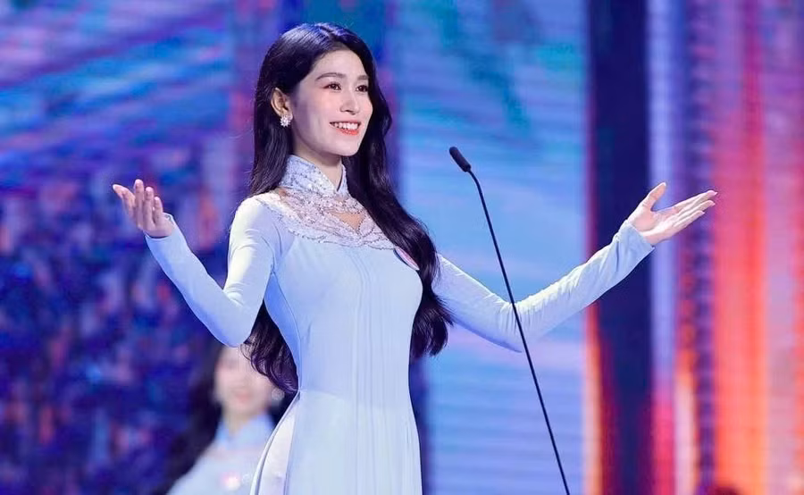 Nữ sinh Ngoại giao đi thi Hoa Hậu để tìm kiếm 'tiếng nói' giúp đỡ cộng đồng