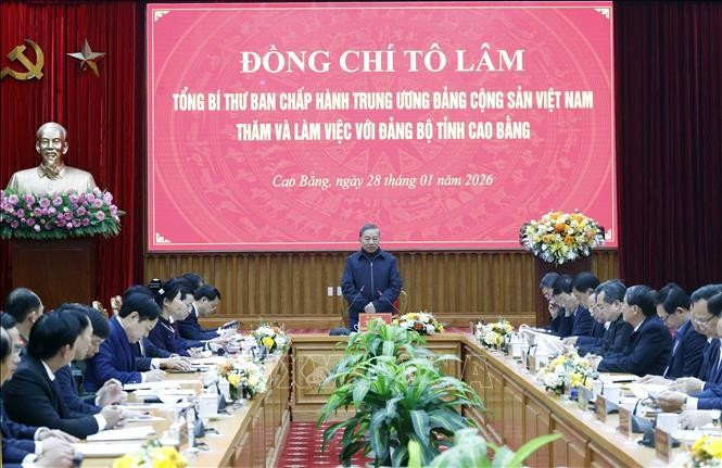 Tổng Bí thư Tô Lâm phát biểu tại buổi làm việc với Ban Chấp hành Đảng bộ tỉnh Cao Bằng. Ảnh: Thống Nhất/TTXVN