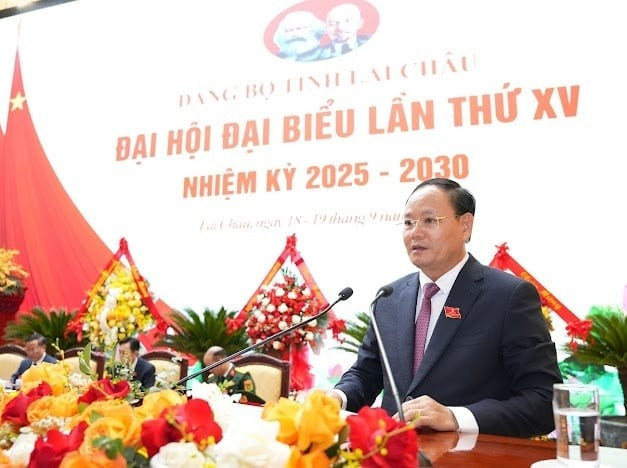 Ông Lê Minh Ngân, tân Bí thư Tỉnh uỷ Lai Châu khóa XV, nhiệm kỳ 2025-2030 phát biểu nhận nhiệm vụ. (Ảnh: Trung tâm báo chí Đại hội)