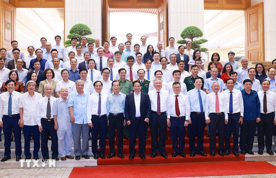 Thủ tướng Phạm Minh Chính với lãnh đạo, nguyên lãnh đạo các cơ quan báo chí. (Ảnh: Dương Giang/TTXVN). Thủ tướng Phạm Minh Chính với lãnh đạo, nguyên lãnh đạo các cơ quan báo chí. (Ảnh: Dương Giang/TTXVN).