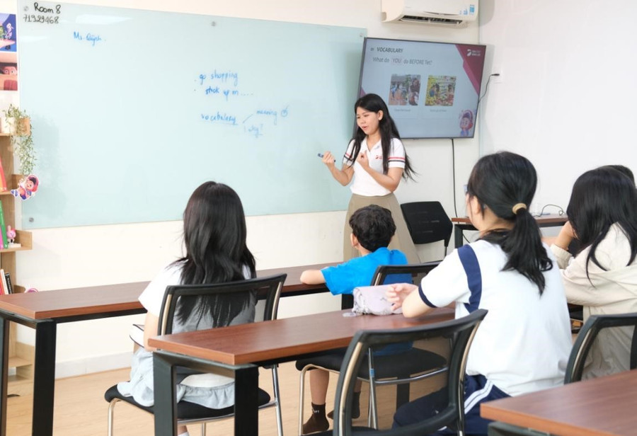 Một lớp học IELTS Junior ở DOL English.