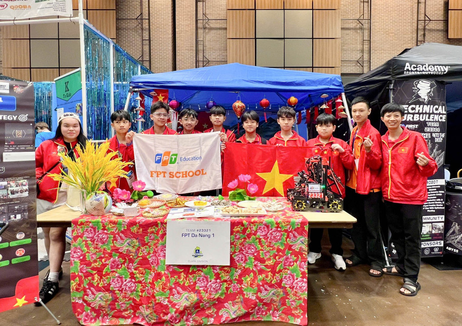 Học sinh FPT Schools tham gia giải Robotics Quốc tế tại Hoa Kỳ. 97.jpg