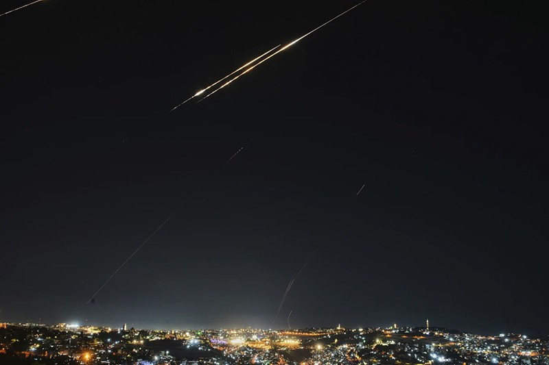 chum-anh-iran-tan-cong-ten-lua-vao-israel-024.jpg