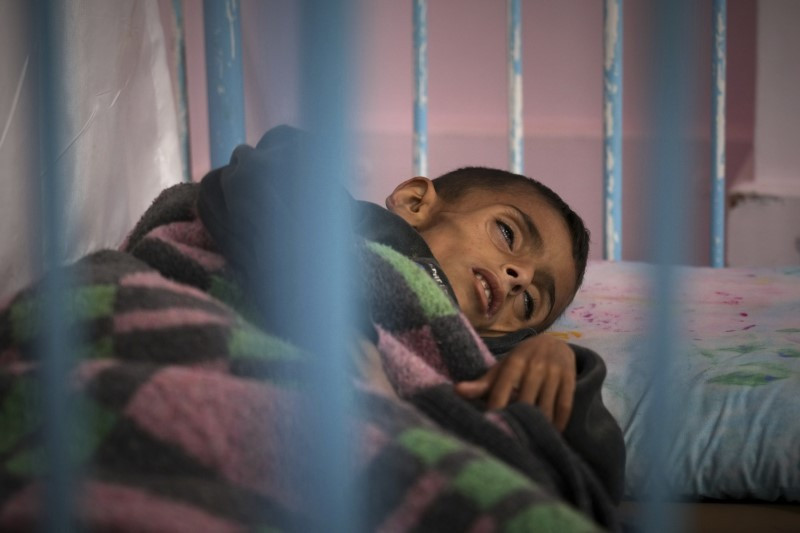 hinh-anh-gan-290000-tre-em-gaza-ben-bo-vuc-tu-than-3.jpg