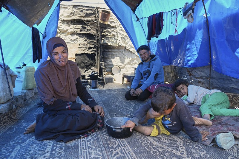 chum-anh-lhq-canh-bao-ke-hoach-phan-phoi-vien-tro-gaza-0505-04.jpg