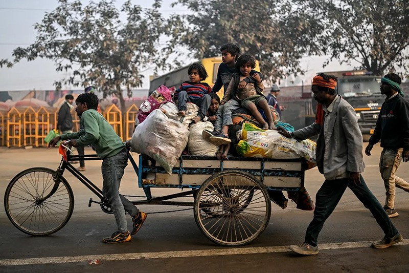 chum-anh-le-hoi-ton-giao-lon-nhat-the-gioi-mahakumbh-mela-010.jpg