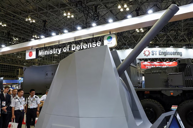 chum-anh-trien-lam-an-ninh-quoc-phong-nhat-ban-dsei-03.jpg