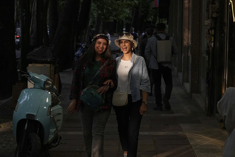 chum-anh-cuoc-song-o-thu-do-tehran-cua-iran-08.jpg