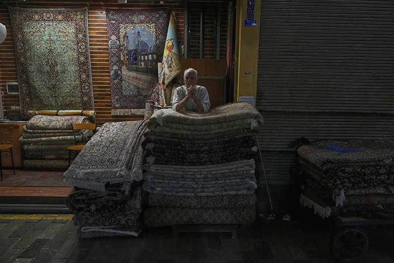 chum-anh-cuoc-song-o-thu-do-tehran-cua-iran-018.jpg