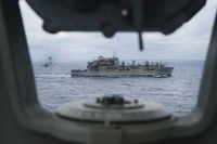 Bộ trưởng kêu gọi Hải quân Mỹ hãy chiến đấu ngay lập tức