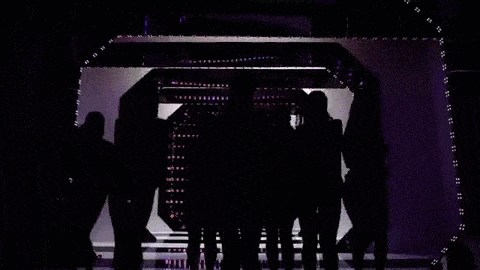 Không giống như các nhóm nữ trên, Rainbow sáng tạo với hành động vờ kéo vạt áo trong ca khúc A. Tuy nhiên, đài truyền hình không chấp nhận động tác này vì cho rằng quá mời gọi. Khi sang Nhật biểu diễn, Rainbow lại được phép sử dụng vũ đạo gốc. 