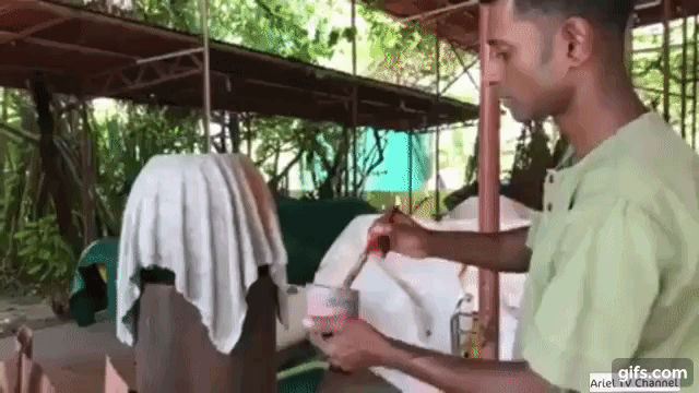 Nhúng chiếc khăn cũ vào hỗn hợp xi măng lỏng rồi phơi khô, thành quả thu được khiến ai cũng muốn bắt chước ảnh 6