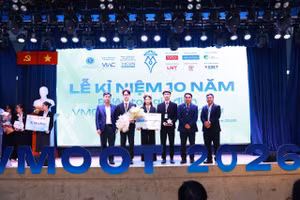 The Mis 227 đến từ Trường Đại học Luật Hà Nội giành giải Nhất cuộc thi. Ảnh: NTCC.