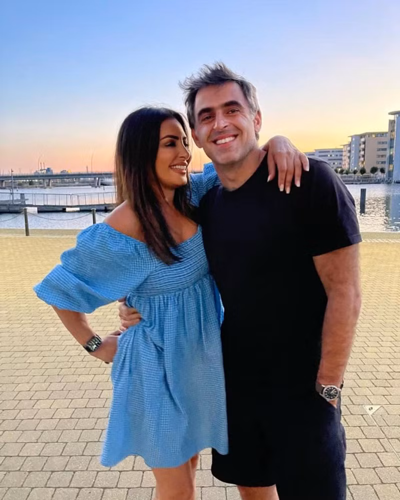 Diễn viên Laila Rouass từng gắn bó 10 năm với huyền thoại bi-a Ronnie O'Sullivan. <br/> Họ đính hôn vào năm 2013 và sống cùng nhau trong biệt thự trị giá 1,1 triệu bảng ở Essex - Anh, song hiện đã chia tay. 3-2591.png