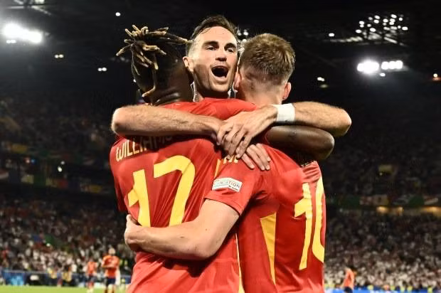 Tây Ban Nha giành chiến thắng áp đảo trước Georgia để vào tứ kết EURO 2024. TBN01.jpeg