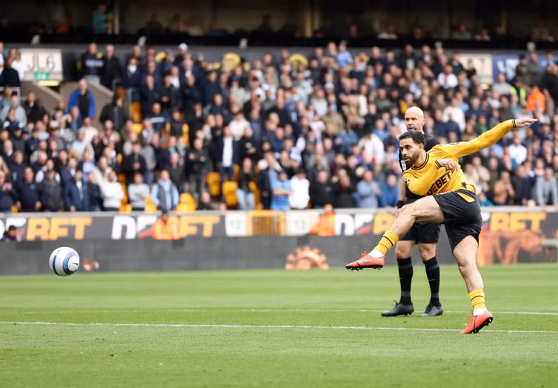 tottenham-02.jpg
