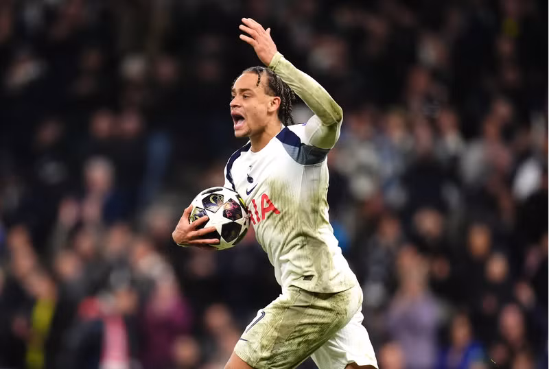 tottenham-6.png