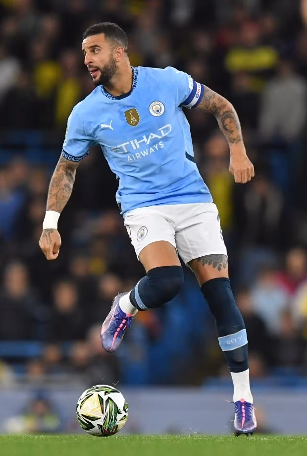 Ngôi sao Man City không còn hy vọng níu kéo cuộc hôn nhân với Annie Kilner. 4-7426.jpg