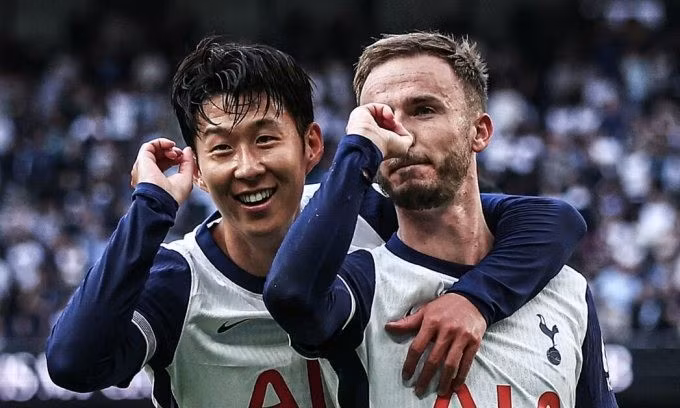 Ngôi sao Hàn Quốc Son Heung-min toả sáng với 2 pha kiến tạo giúp chủ nhà thắng ngược Brentford. 2.jpg